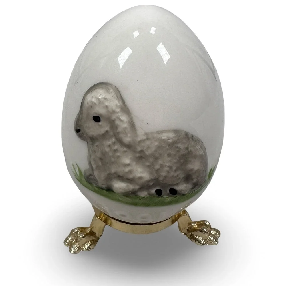Goebel 1981 West Germany Porcelain Egg‎ Gray Lamb Figurine with Gold Stand